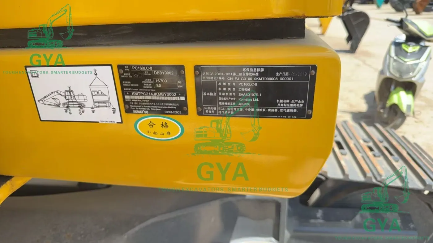 Used Komatsu PC160-8