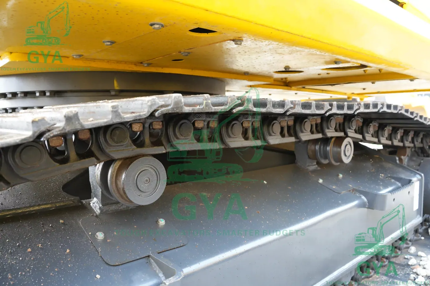 Used Komatsu PC200-8
