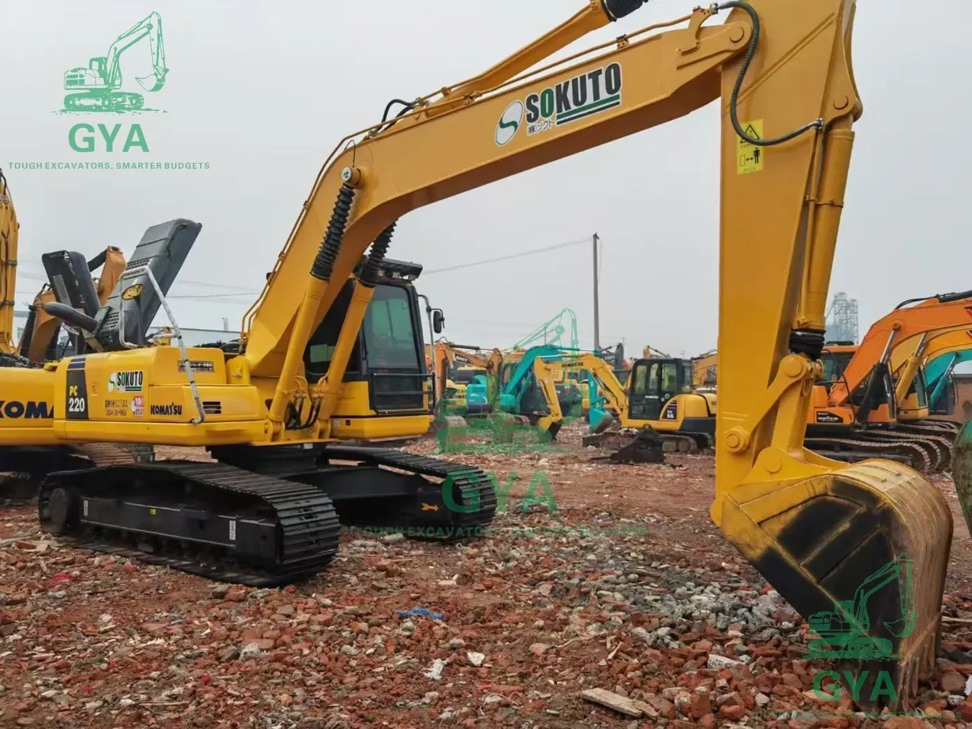 Used Komatsu PC200-10 excavator for export from China