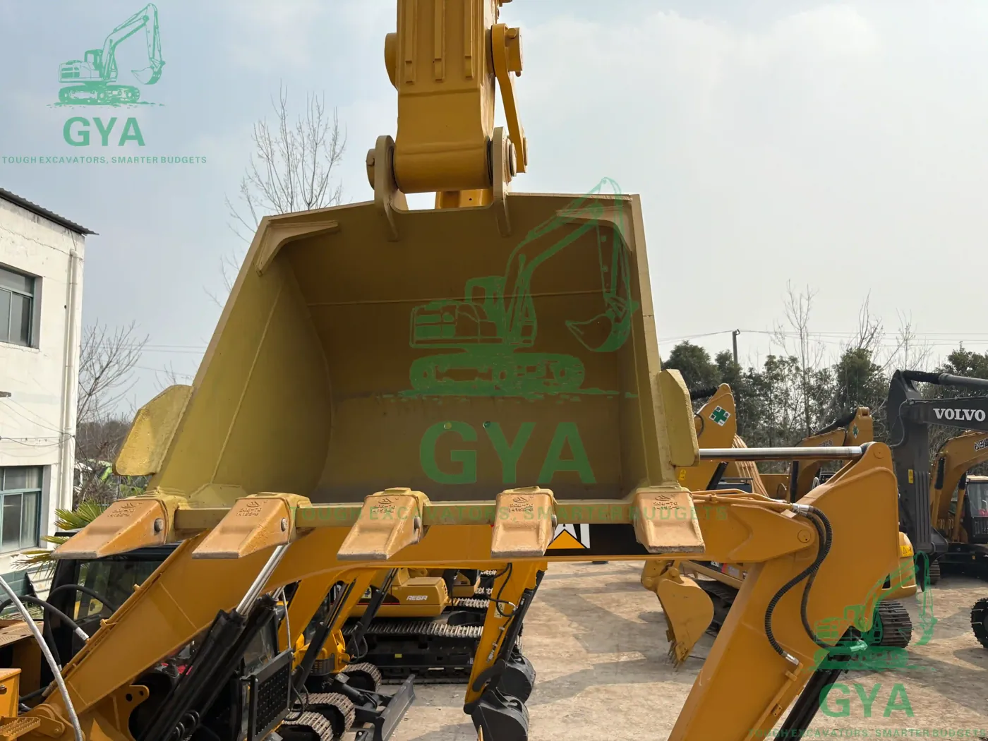 Used Komatsu PC400-8